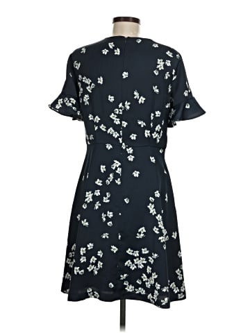 Banana Republic Casual Dress (view 2)