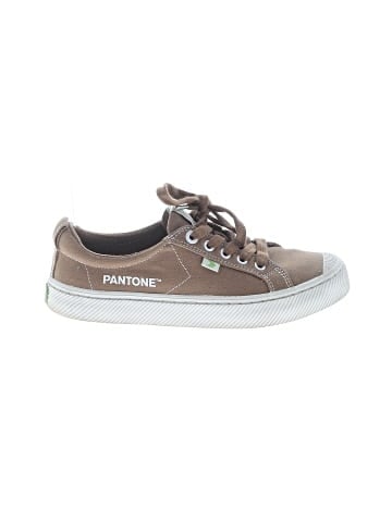 Cariuma Sneakers (view 1)