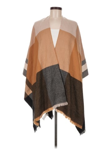 Gap Poncho (view 1)