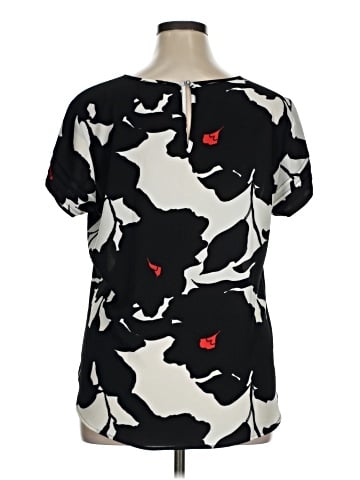 Monroe and Main Short Sleeve Blouse (view 2)