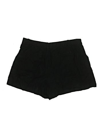 Gap Shorts (view 2)