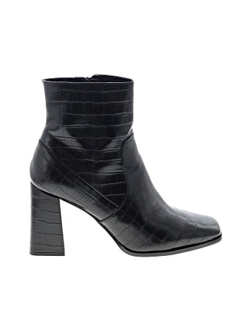 Lisa Vicky Ankle Boots (view 1)