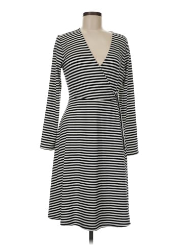 Old Navy Casual Dress (view 1)