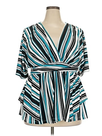 Kiyonna Short Sleeve Top (view 1)