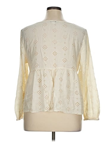 American Eagle Outfitters Long Sleeve Blouse (view 2)