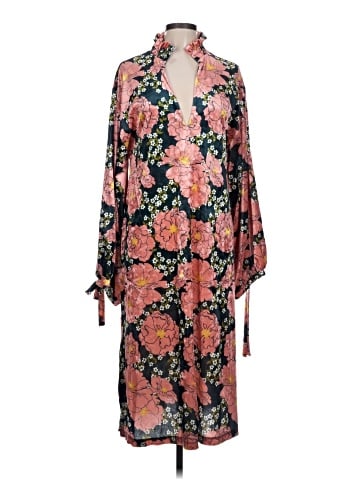 Trafaluc by Zara Casual Dress (view 1)