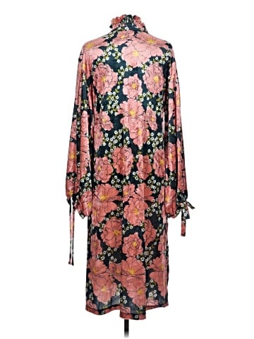 Trafaluc by Zara Casual Dress (view 2)