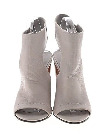 Vince. Sandals (view 2)
