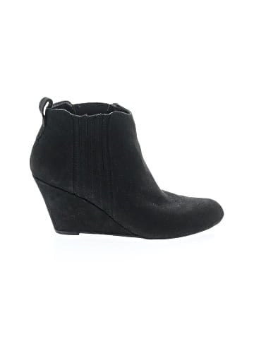 REPORT Wedges (view 1)