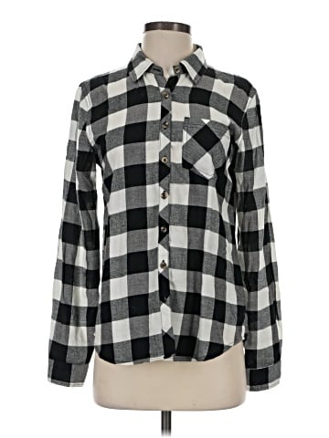 Maurices Long Sleeve Button-Down Shirt (view 1)
