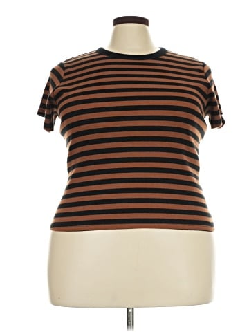 Old Navy Short Sleeve T-Shirt (view 1)