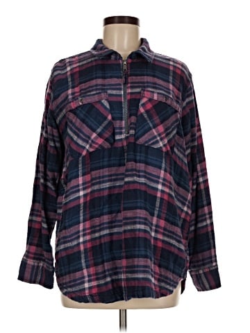 American Eagle Outfitters Pullover Sweater (view 1)