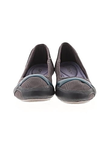 DKNY Flats (view 2)