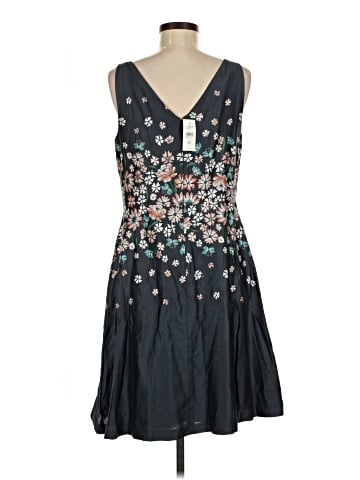 Ann Taylor LOFT Outlet Cocktail Dress (view 2)