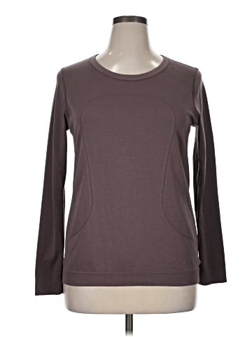 Lululemon Athletica Long Sleeve T-Shirt (view 1)