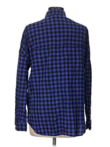 Old Navy Long Sleeve Button-Down Shirt (view 2)