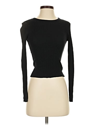 Urban Outfitters Long Sleeve T-Shirt (view 1)