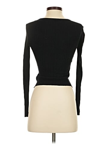 Urban Outfitters Long Sleeve T-Shirt (view 2)