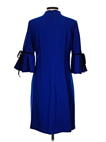 Julia Jordan Casual Dress (view 2)