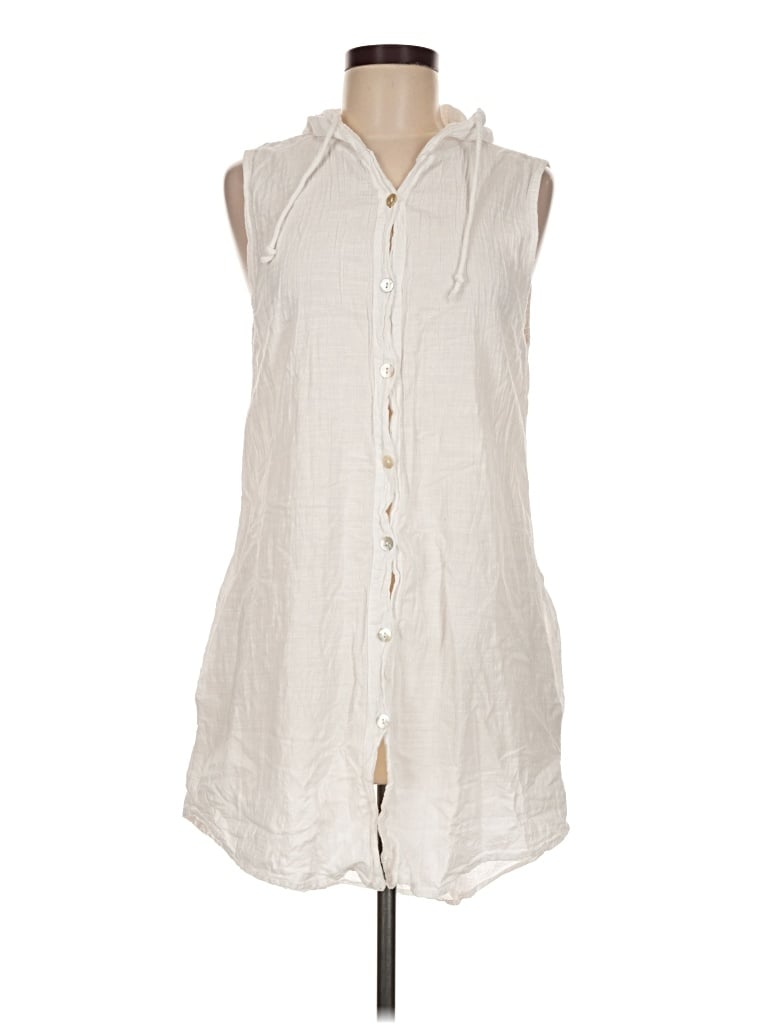 Pre-owned Blanco By Nature Sleeveless Button Down Shirt In Ivory