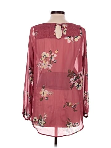 Liz Lange Maternity for Target 3/4 Sleeve Blouse (view 2)