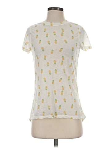 Zoe+Liv Short Sleeve Top (view 1)