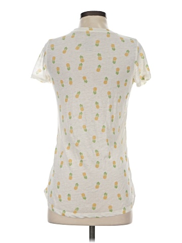 Zoe+Liv Short Sleeve Top (view 2)
