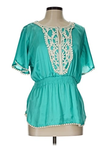 Violet & Claire Short Sleeve Blouse (view 1)