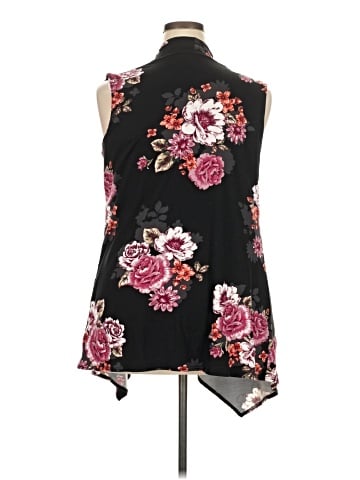Popana Sleeveless Blouse (view 2)