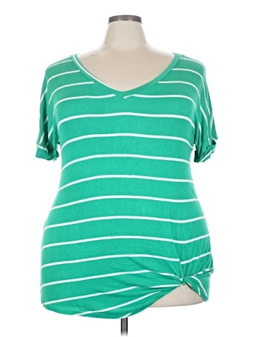 chic soul (chicsoul.com) Short Sleeve T-Shirt (view 1)