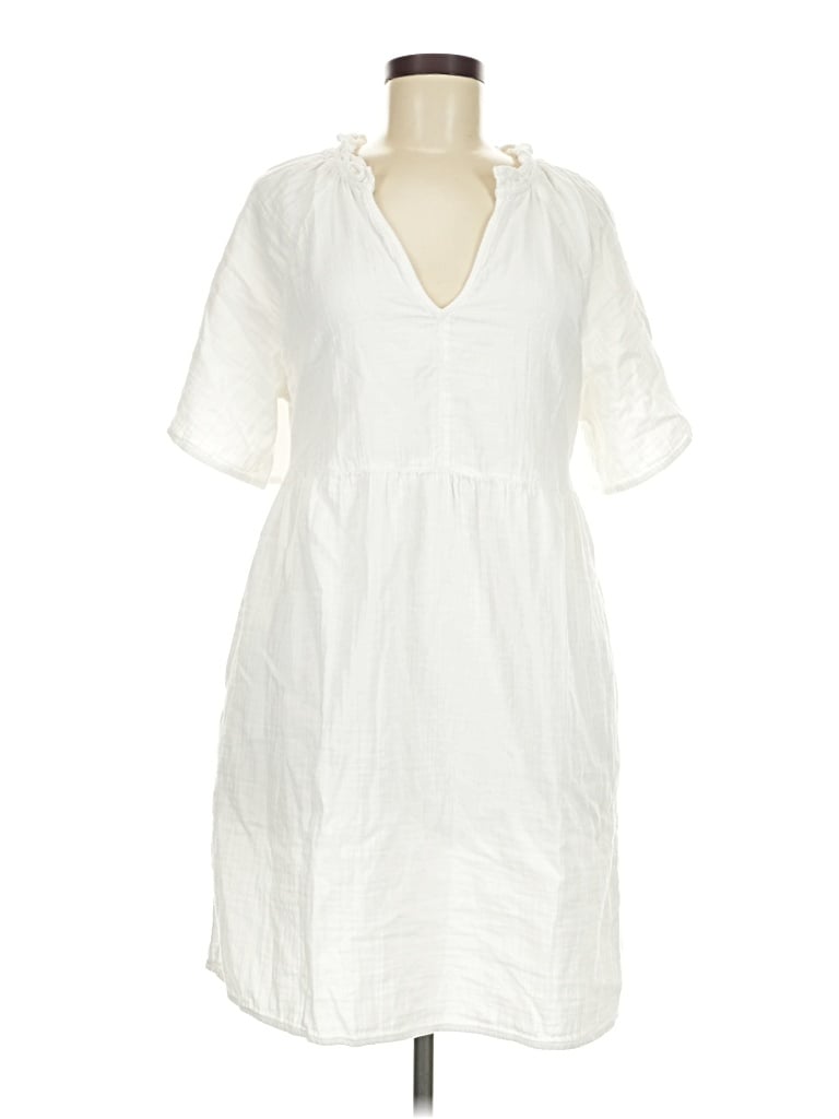 Pre-owned Old Navy Casual Dress In White