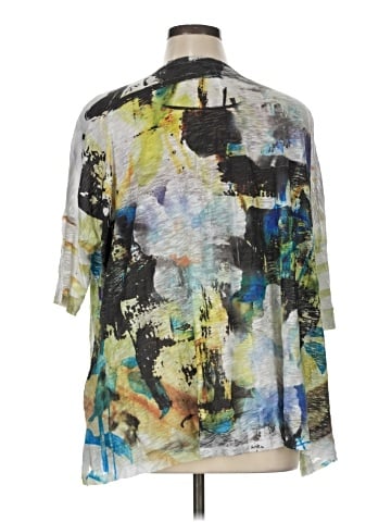 Jess & Jane Short Sleeve Blouse (view 2)