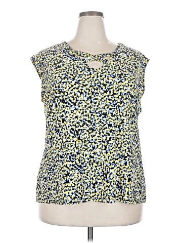 Jones Studio Sleeveless T-Shirt (view 1)
