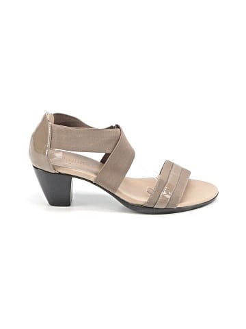 Munro American Sandals (view 1)