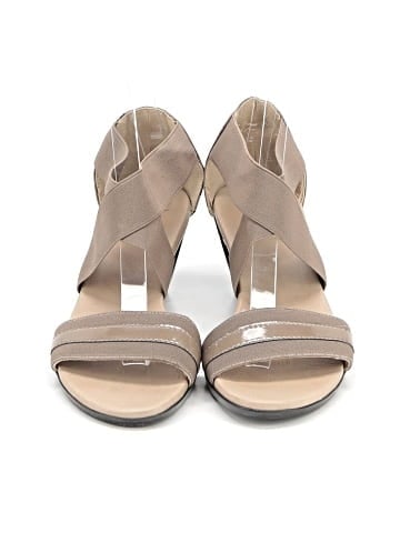 Munro American Sandals (view 2)