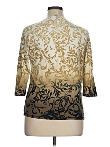 Onque 3/4 Sleeve Top (view 2)