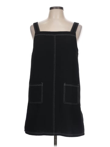 Urban Outfitters Casual Dress (view 1)