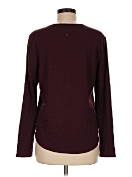Lululemon Athletica Long Sleeve T-Shirt (view 2)