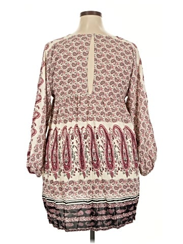 Velzera 3/4 Sleeve Blouse (view 2)