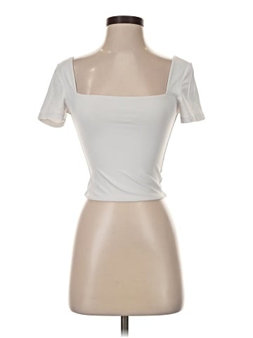 Babaton Short Sleeve Top (view 1)