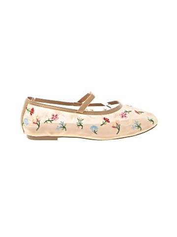 Unbranded Flats (view 1)
