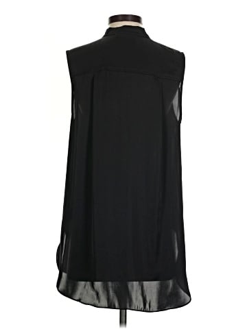 DR2 Sleeveless Blouse (view 2)