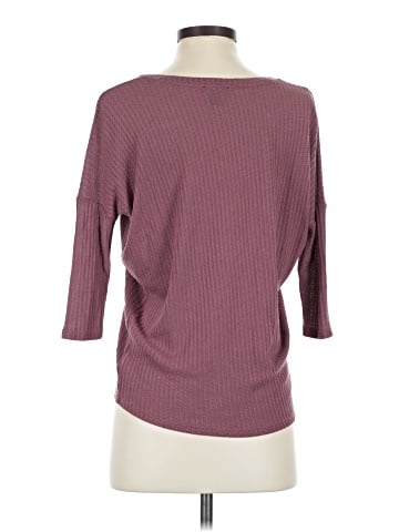 Express Outlet 3/4 Sleeve T-Shirt (view 2)