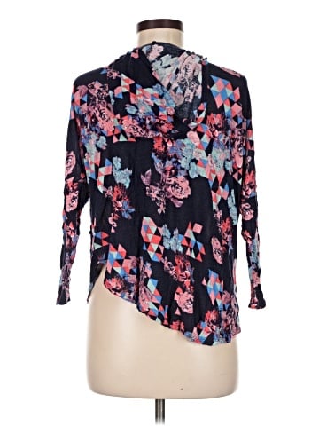 Eyeshadow 3/4 Sleeve Blouse (view 2)