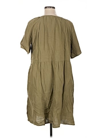 Old Navy Casual Dress (view 2)