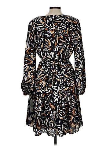 Julia Jordan Casual Dress (view 2)