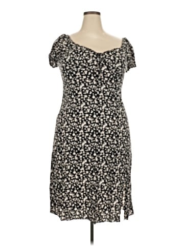 No Boundaries Casual Dress (view 1)