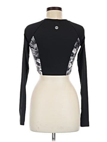 TYR Long Sleeve Top (view 2)