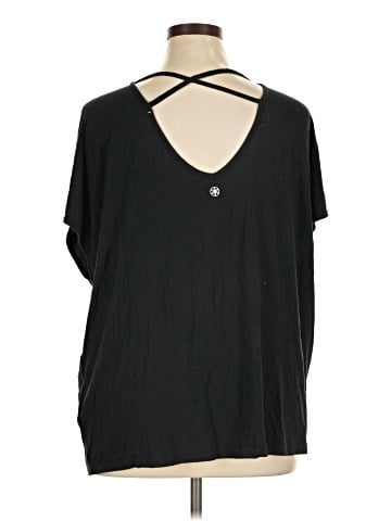 GAIAM Short Sleeve T-Shirt (view 2)