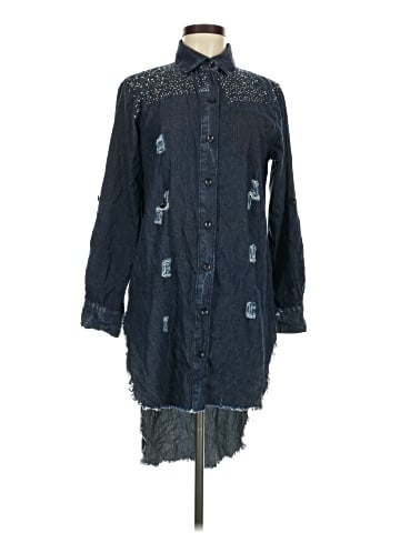 Thrill 3/4 Sleeve Blouse (view 1)